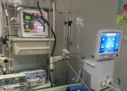 上班6天误触辐射源，24岁小伙称“右手持续腐烂，即将截肢，公司未交五险”，当地人社局回应工伤问题