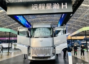 江苏邮政与智加科技达成合作 首批量产自动驾驶重卡运营专线启用