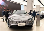 赛力斯：扭亏后豪掷超百亿加码投资，华为光环下暗藏隐忧
