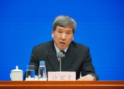 财政部在巴黎成功发行主权债券20亿欧元