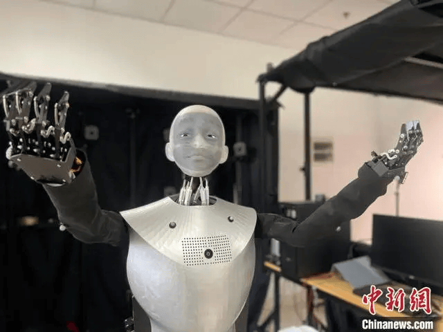 超捷股份：人形机器人紧固连接件样品测试合格 但尚未取得批量订单