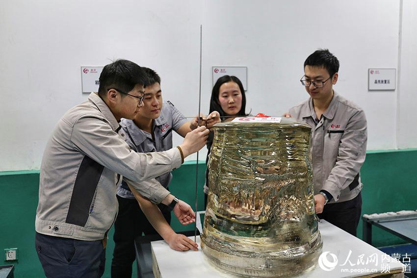 晶盛机电获得实用新型专利授权:“一种降低单晶炉功耗的热场结构”