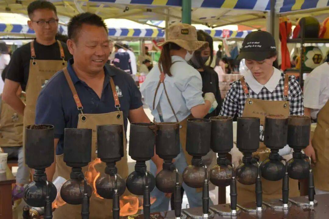 金禄电子:加大力度开展客户端的产品调价工作