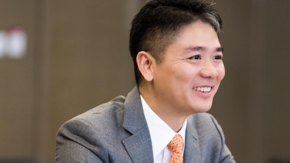 绿联科技业绩大涨难掩焦虑:现金流“失血”,股东接连减持套现