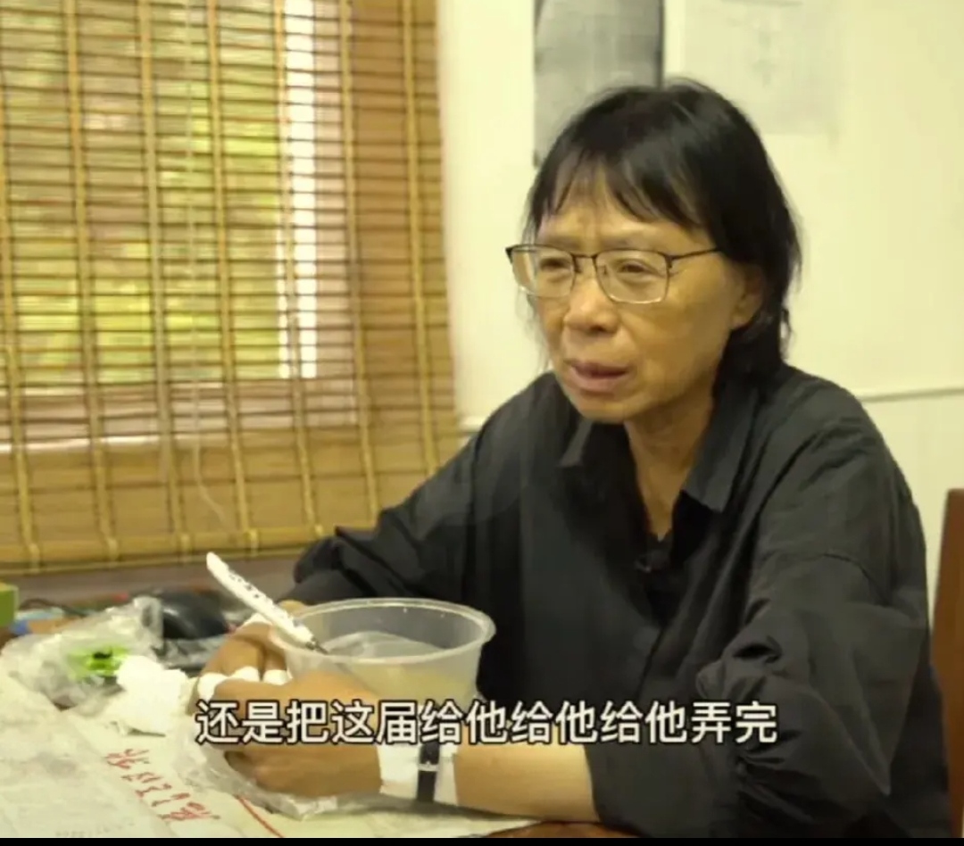 张桂梅连续16年送考！ 回应"放狠话""嘴上说赶紧走吧，走了以后觉得心里空空的"